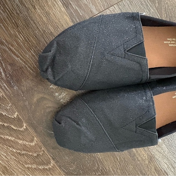 TOMS Black Glitter Slip-On Shoes. 
9w - Picture 7 of 7